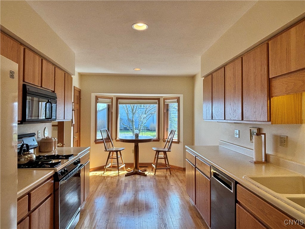 147 Summerhaven Drive, Manlius, New York image 13