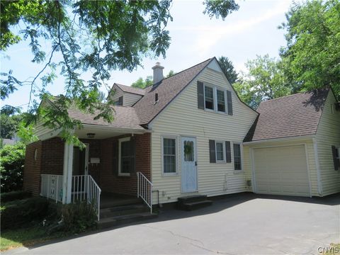 Homes For Sale - 120 Kensington Drive<br/> Oneida County, Utica, NY 13501