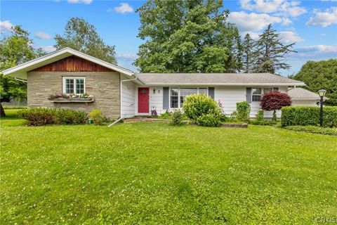 Homes For Sale - 8 Riverview Drive Dr<br/> Oswego County, Fulton, NY 13069