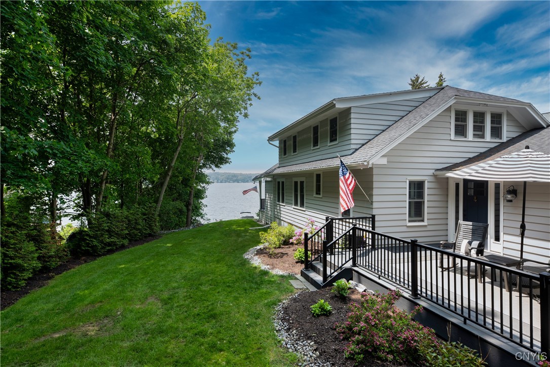 2489 E Lake Road