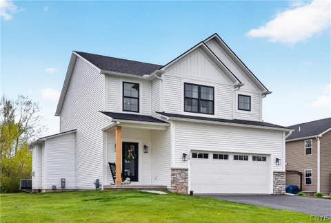 Photo for 128 Giddings Trail
