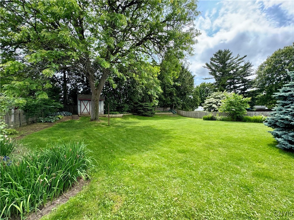 Camillus, New York 13031, United States, 4 Bedrooms Bedrooms, ,2 BathroomsBathrooms,Residential,Pending,153954