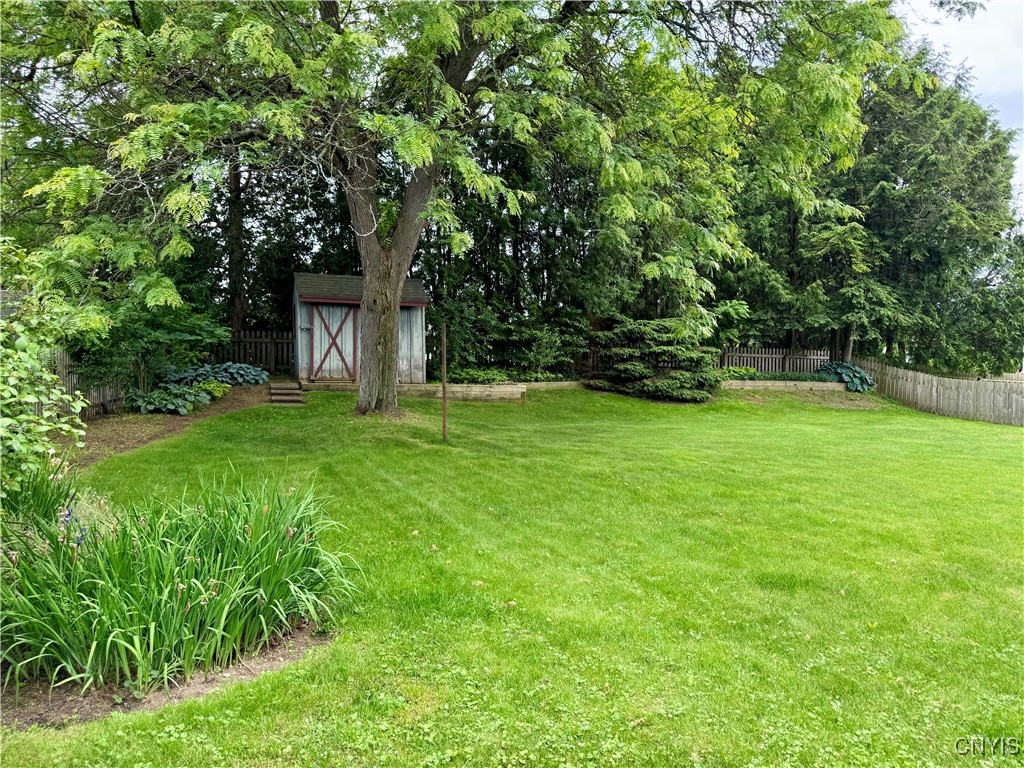 Camillus, New York 13031, United States, 4 Bedrooms Bedrooms, ,2 BathroomsBathrooms,Residential,Pending,153954