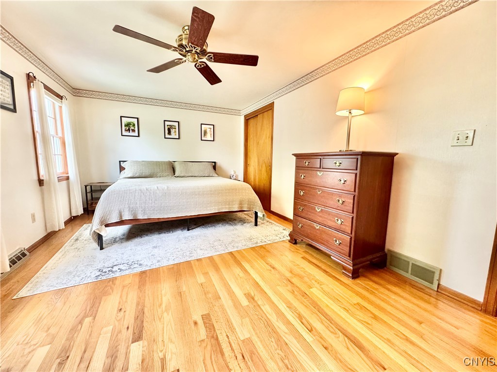 Camillus, New York 13031, United States, 4 Bedrooms Bedrooms, ,2 BathroomsBathrooms,Residential,Pending,153954