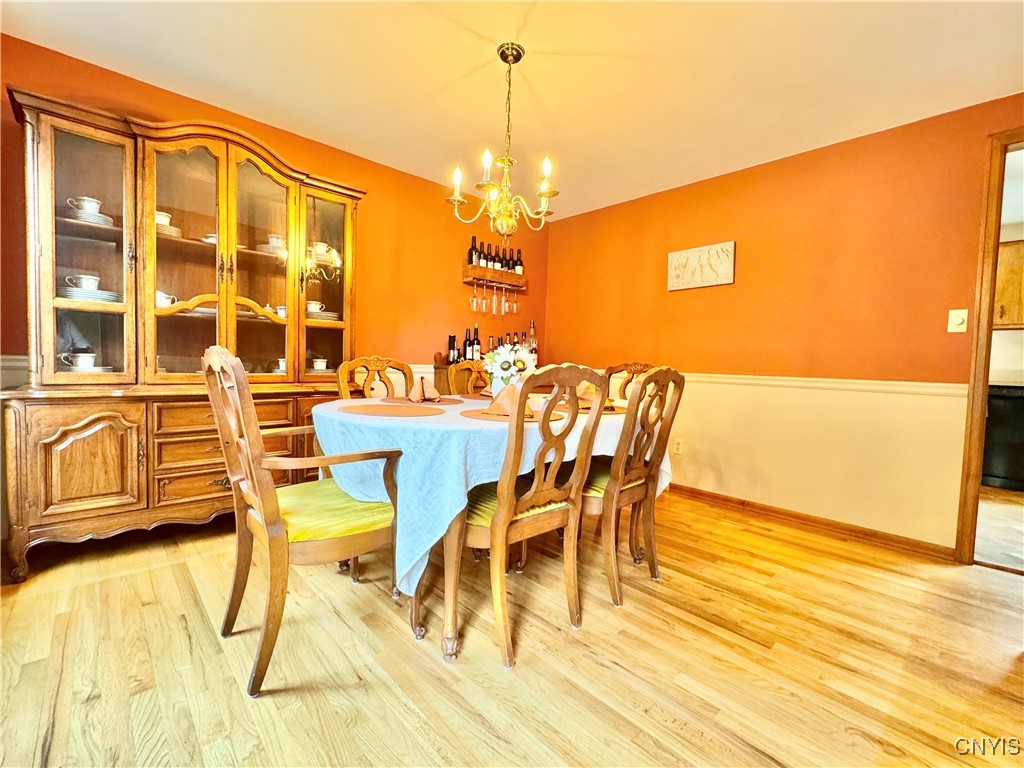 Camillus, New York 13031, United States, 4 Bedrooms Bedrooms, ,2 BathroomsBathrooms,Residential,Pending,153954