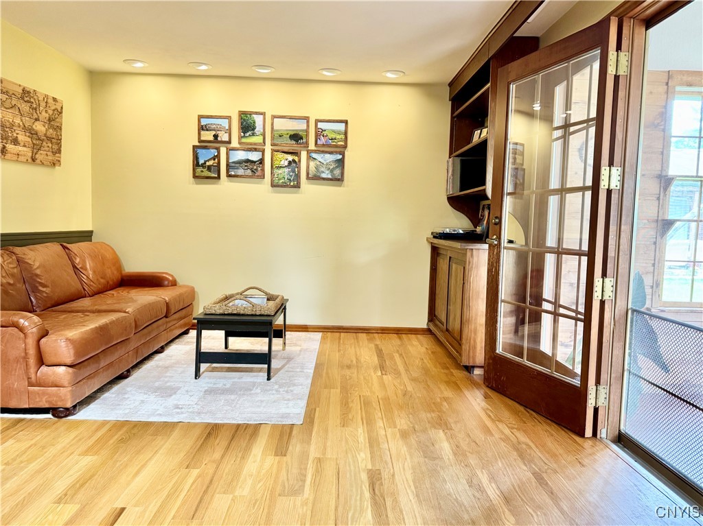 Camillus, New York 13031, United States, 4 Bedrooms Bedrooms, ,2 BathroomsBathrooms,Residential,Pending,153954