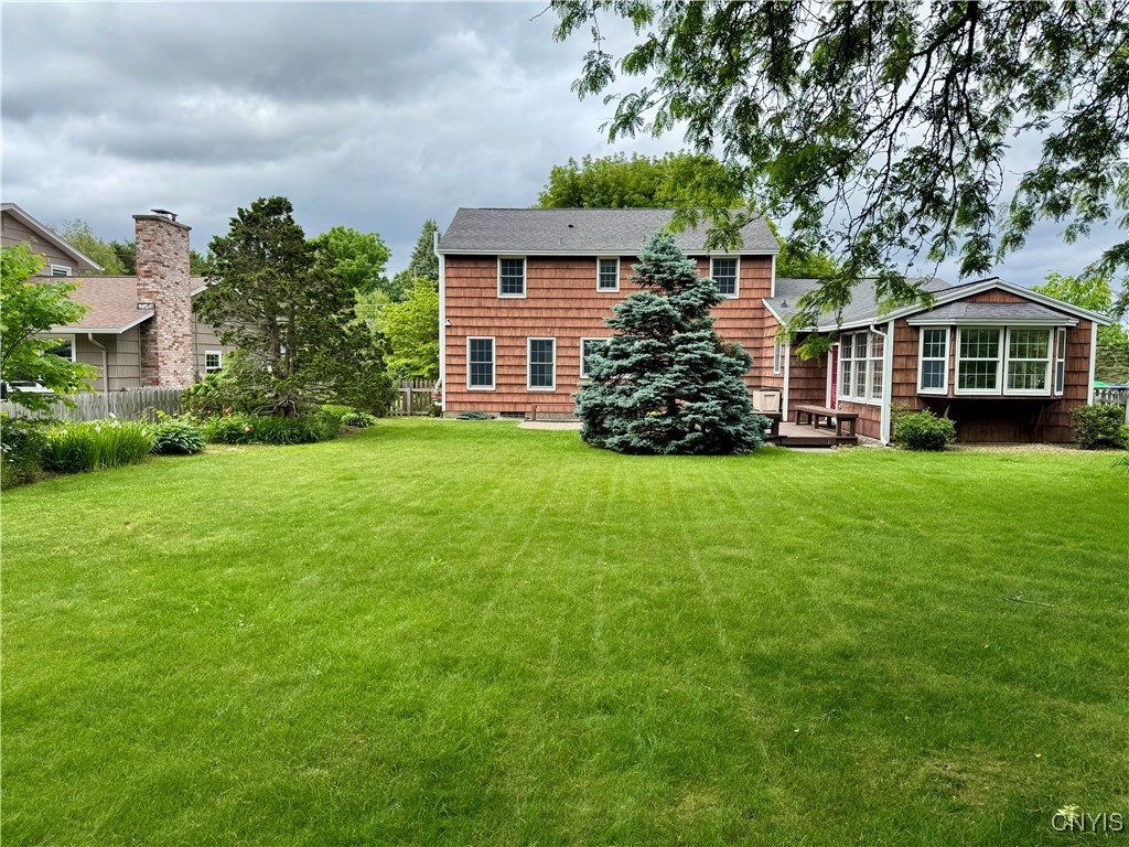 Camillus, New York 13031, United States, 4 Bedrooms Bedrooms, ,2 BathroomsBathrooms,Residential,Pending,153954