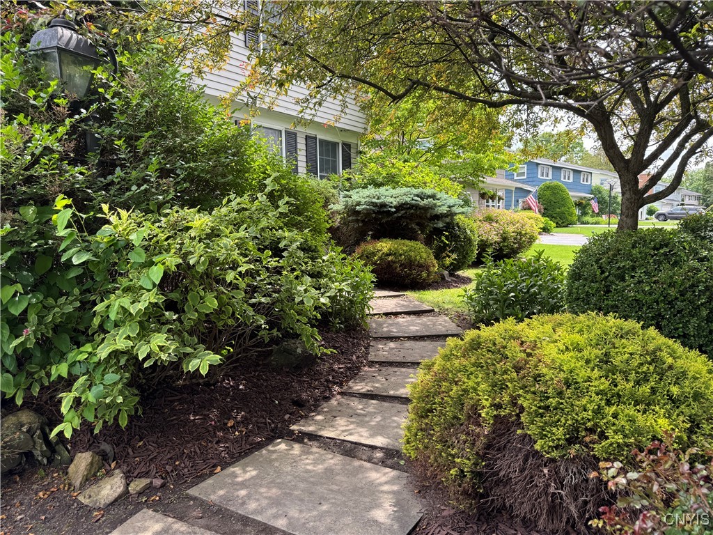 Camillus, New York 13031, United States, 4 Bedrooms Bedrooms, ,2 BathroomsBathrooms,Residential,Pending,153954