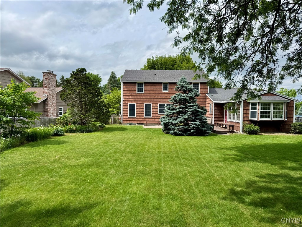 Camillus, New York 13031, United States, 4 Bedrooms Bedrooms, ,2 BathroomsBathrooms,Residential,Pending,153954