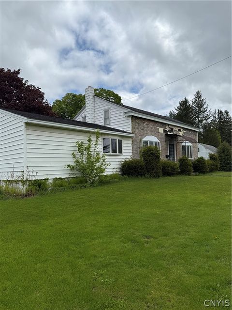 Photo of 906 Jervis Avenue, Rome, NY 13440 (MLS # S1685067)