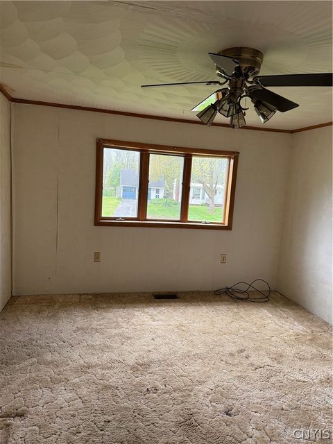 Tiny photo for 906 Jervis Avenue, Rome, NY 13440 (MLS # S1685067)