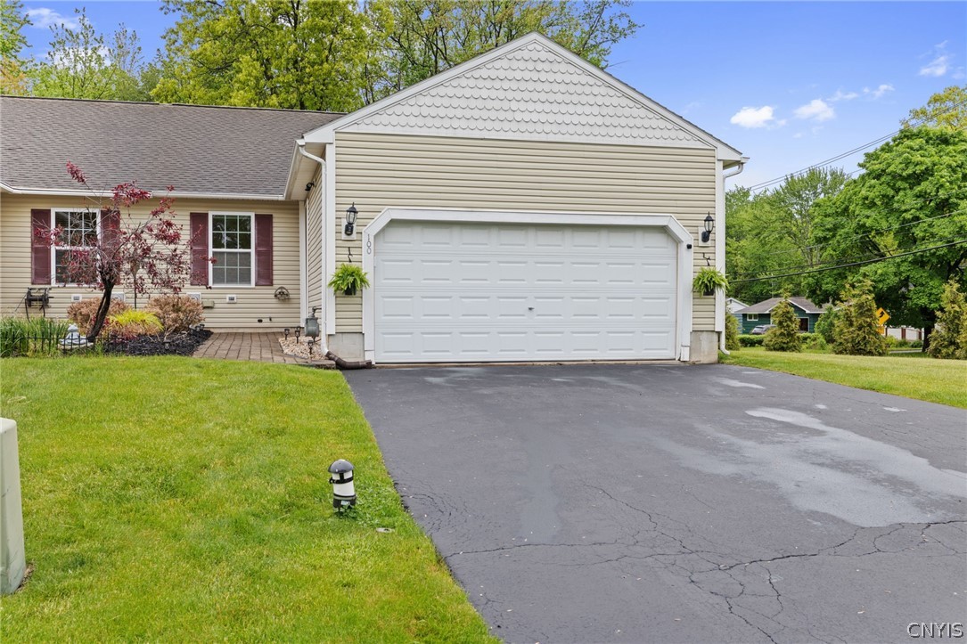 Photo 1 of 41 — 100 Sleeth Mill Circle, Cicero, NY 13212