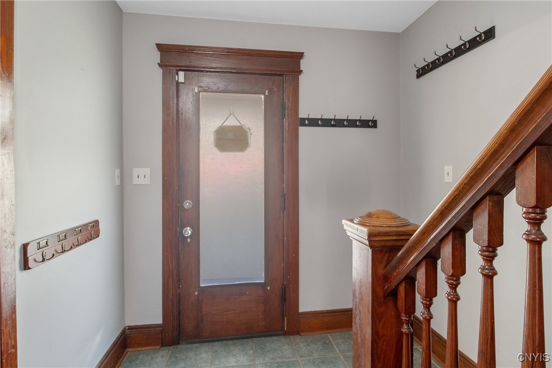 56 North Street, Camillus, New York image 4