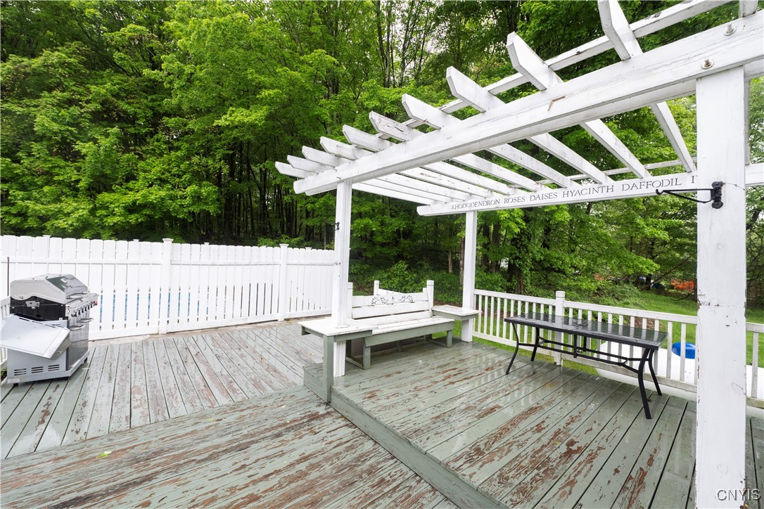 675 Pangborn Road, Hastings, New York image 36