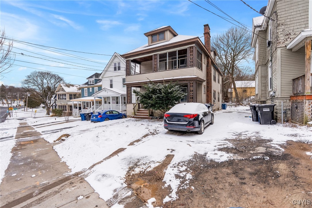 2420 E Genesee Street