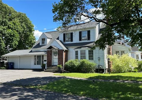 Homes For Sale - 456 Wendell Terrace<br/> Syracuse, NY 13203