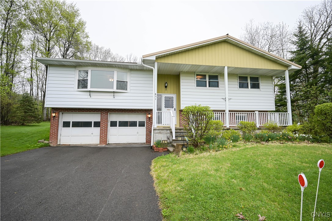 851 Mckennan Road, Herkimer, New York image 2