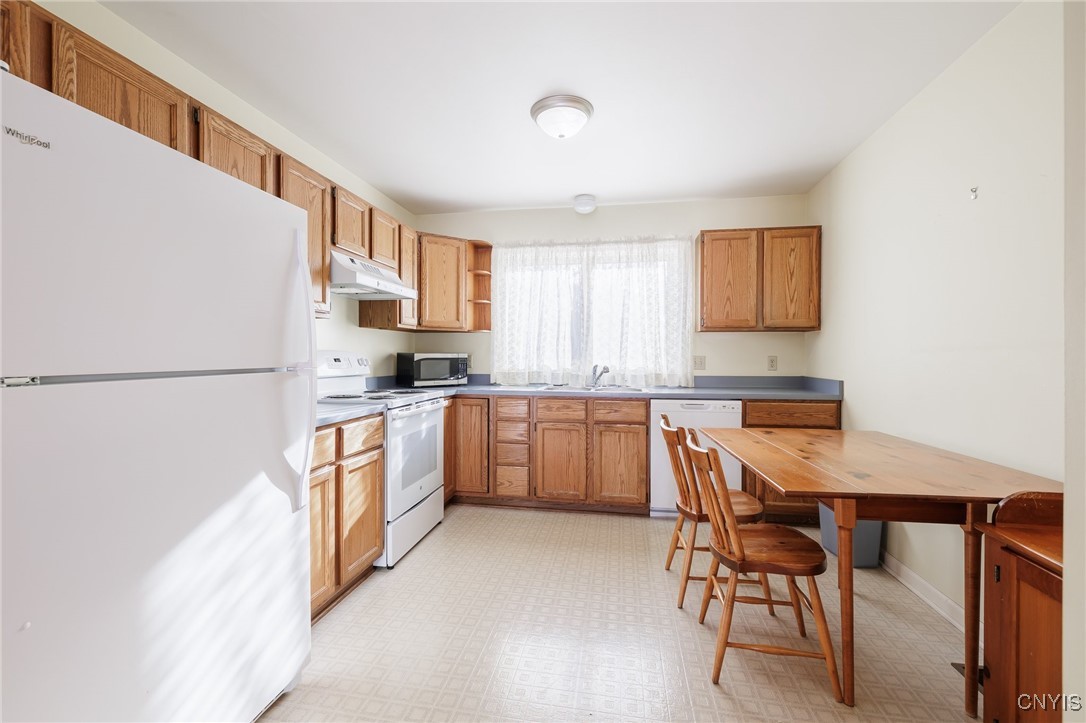 51 Harrier Circle, Henrietta, New York image 10