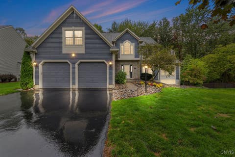 Photo for 8203 Royal Scarlet Drive