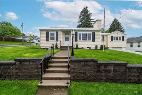 501 N Highland Avenue, Dewitt, NY 13057 - MLS#: S1605836
