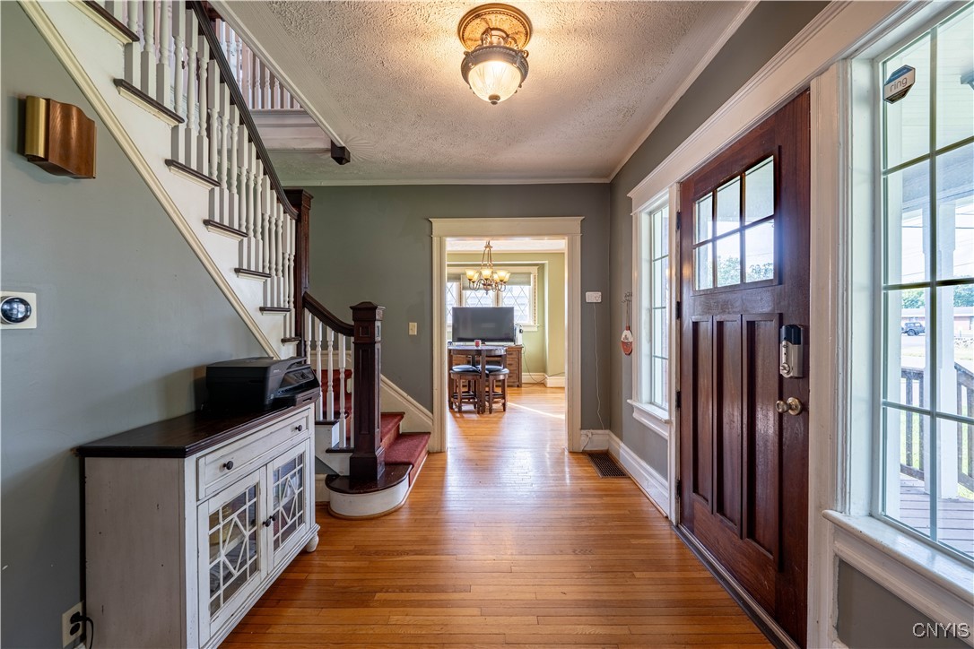 105 W Garden Street