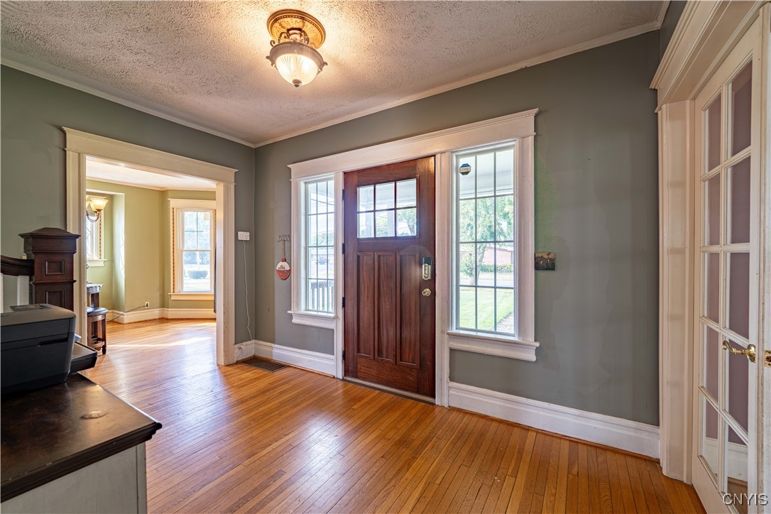105 W Garden Street