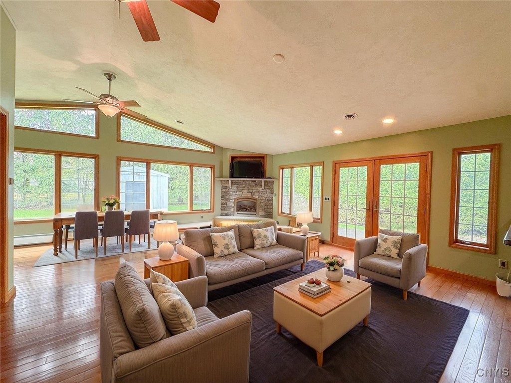 39 S Hurd Circle, Auburn, New York image 3