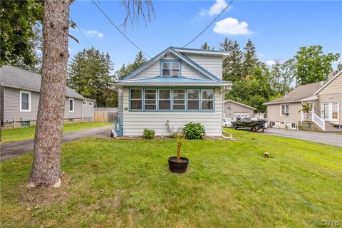 Homes For Sale - 107 Randall Terrace<br/> Onondaga County, Cicero, NY 13212