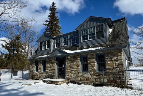 Photo of 3956 Nelson Heights Rd, Nelson, NY 13035 (MLS # S1660012)