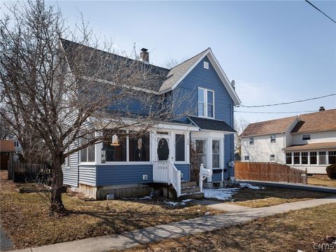 Homes For Sale - 524 Franklin Street<br/> Jefferson County, Clayton, NY 13624