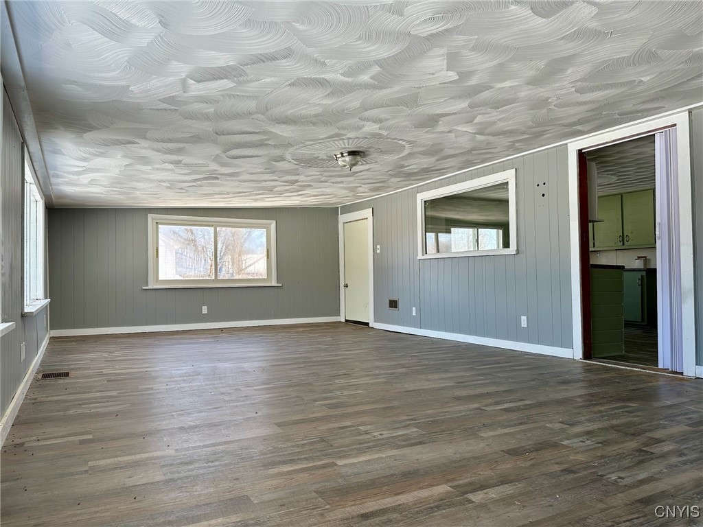 6105 Burke Road, Martinsburg, New York image 28