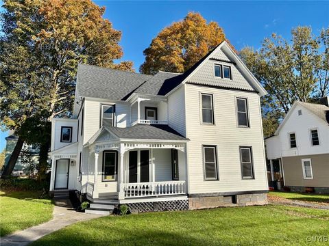 22 Sherman Street, Auburn, NY 13021 - #: S1651148