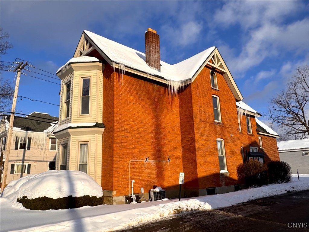 208 N Madison Street