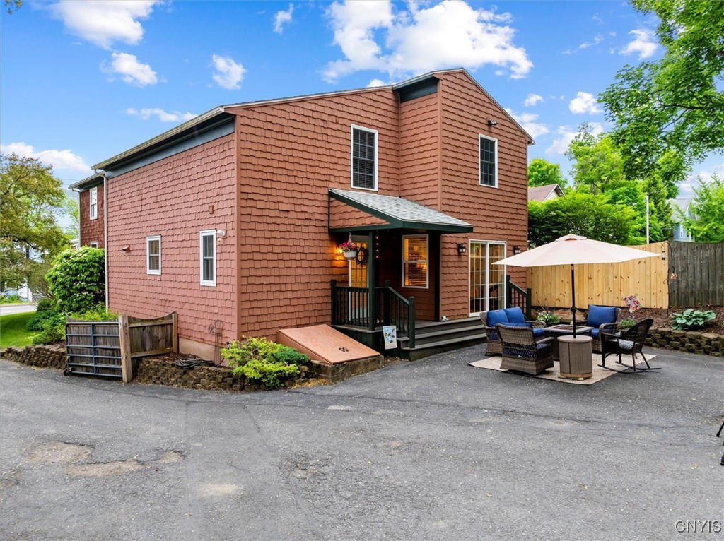 26 Utica Street
