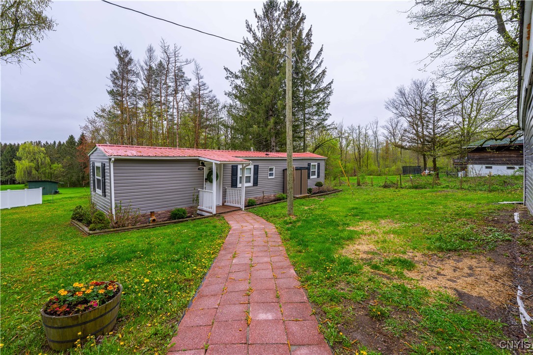 750 Mckennan Road, Herkimer, New York image 4