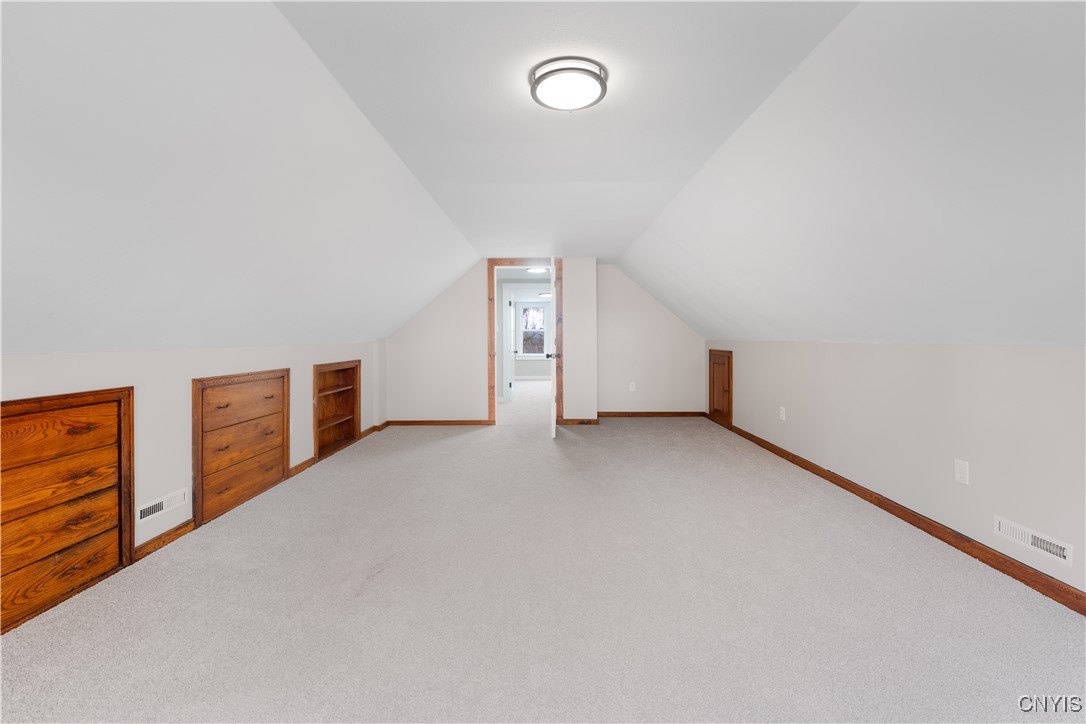 104 Burten Street, Syracuse, New York image 24