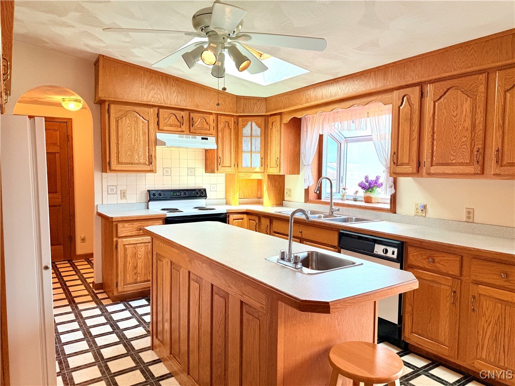 320 Matthew Drive, New Hartford, New York image 14