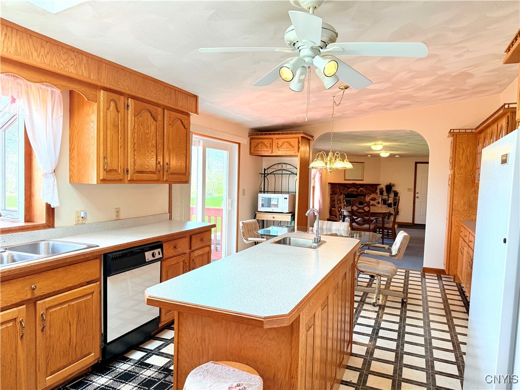 320 Matthew Drive, New Hartford, New York image 16