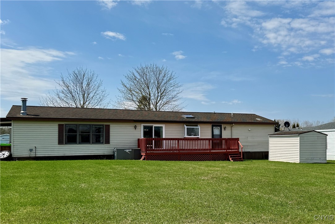 320 Matthew Drive, New Hartford, New York image 5