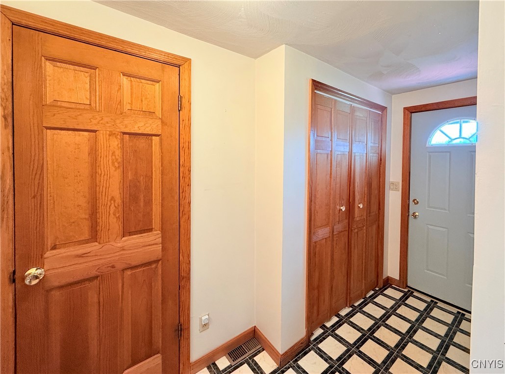 320 Matthew Drive, New Hartford, New York image 19