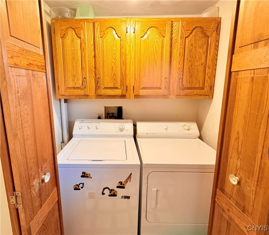 320 Matthew Drive, New Hartford, New York image 18