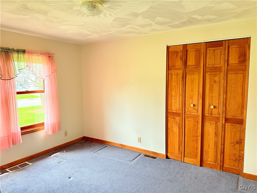 320 Matthew Drive, New Hartford, New York image 30