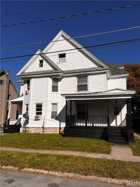 Photo of 925 Salina Street, Watertown City, NY 13601 (MLS # S1654599)