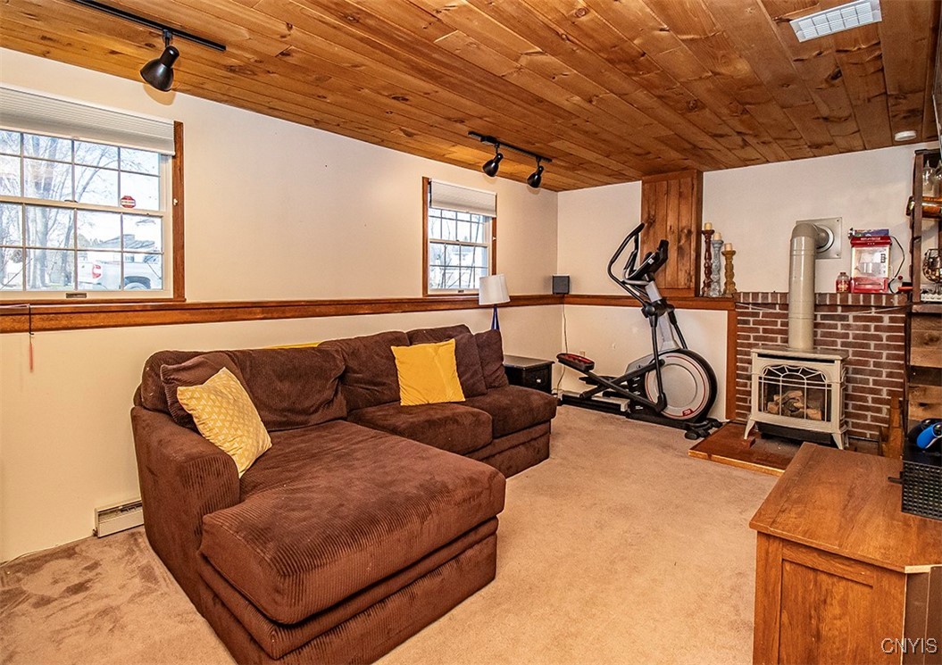 4228 Balboa Drive, Clay, New York image 15