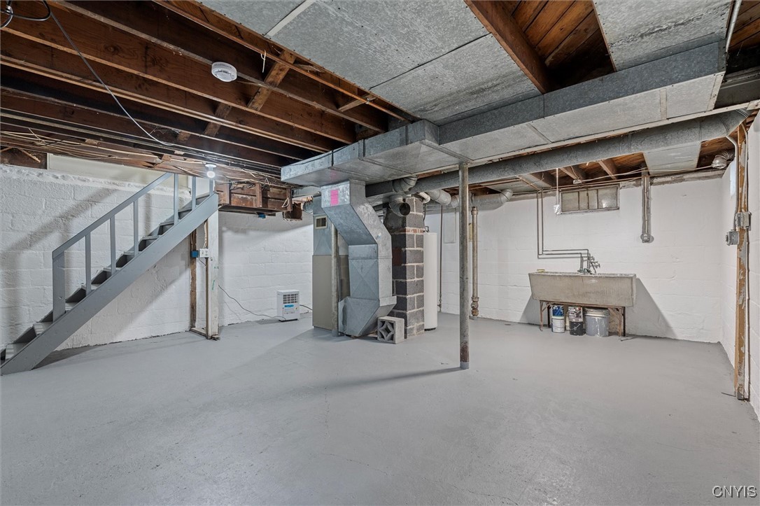 1447 Comstock Avenue, Syracuse, New York image 31