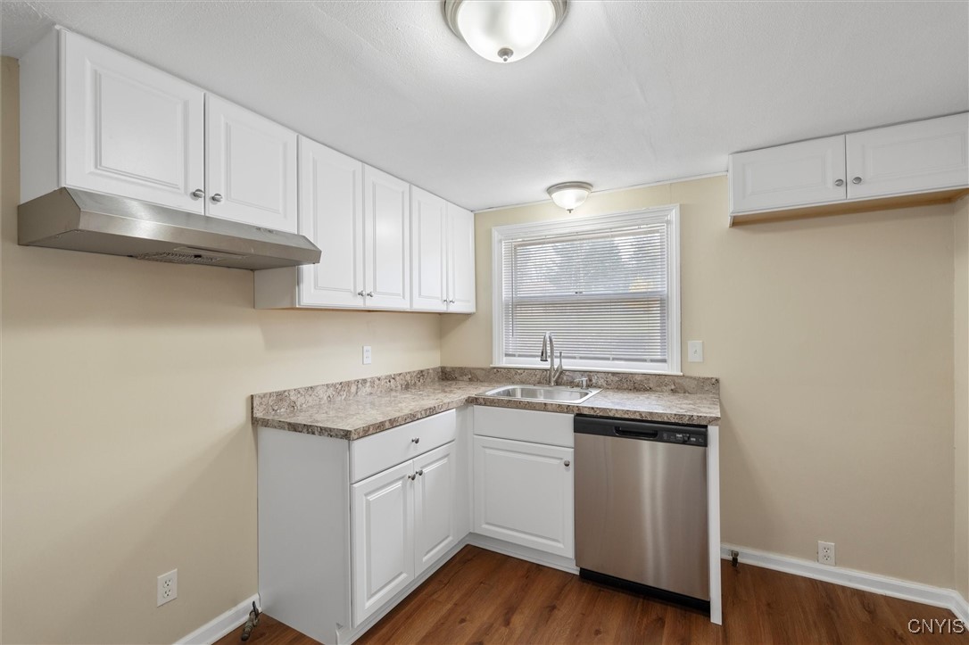 1447 Comstock Avenue, Syracuse, New York image 18