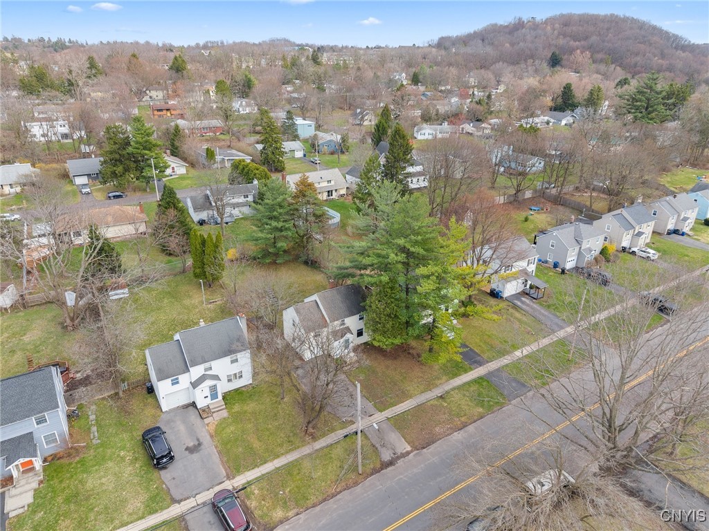 1447 Comstock Avenue, Syracuse, New York image 37