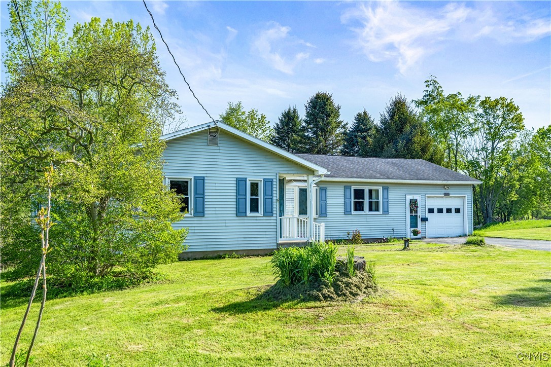 7551 Stone Road, Westmoreland, New York image 3