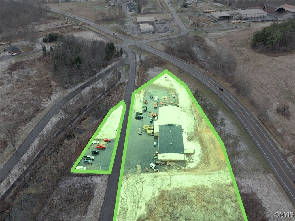 Photo of 5 Old Route 31, Lyons, NY 14489 (MLS # S1595075)