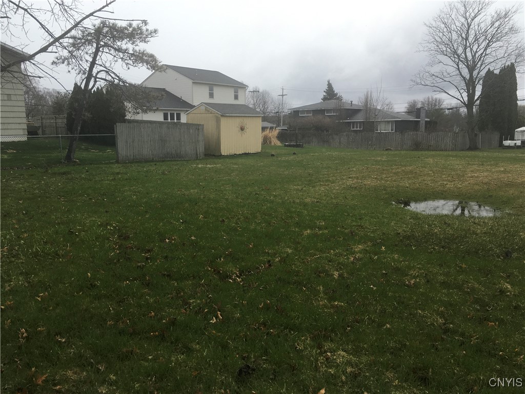 8884 Michigan Avenue, Cicero, New York image 3